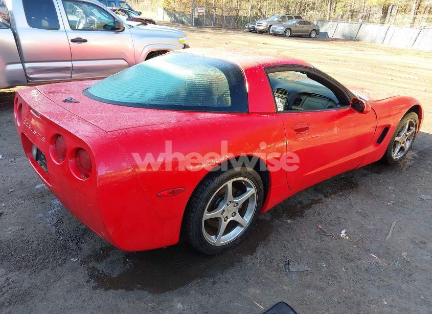 Photo 4 of 2000 Chevrolet Corvette (VIN 1G1YY22G2Y5118656)