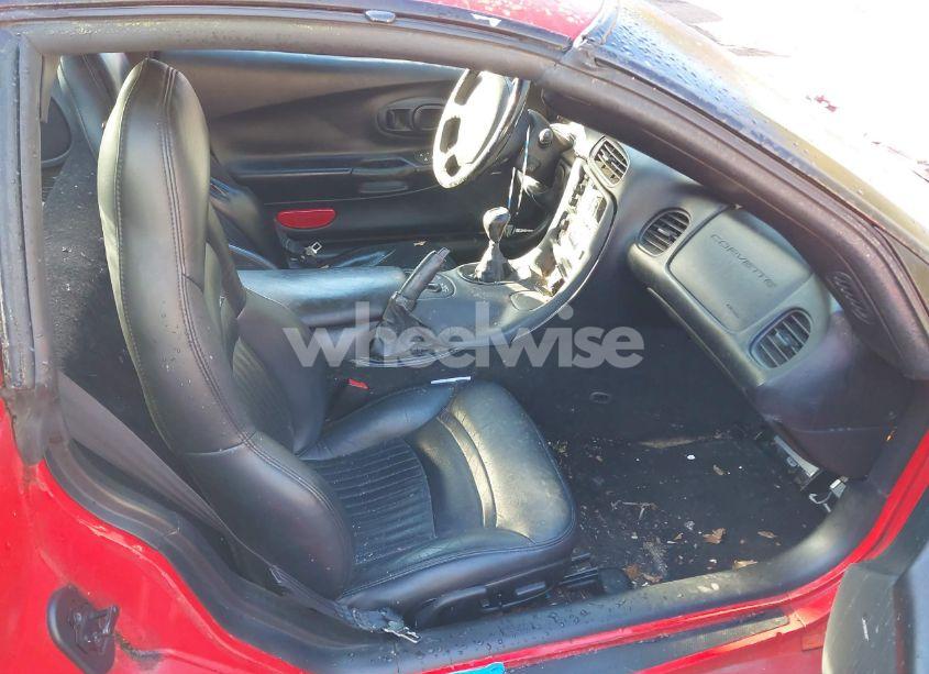 Photo 5 of 2000 Chevrolet Corvette (VIN 1G1YY22G2Y5118656)