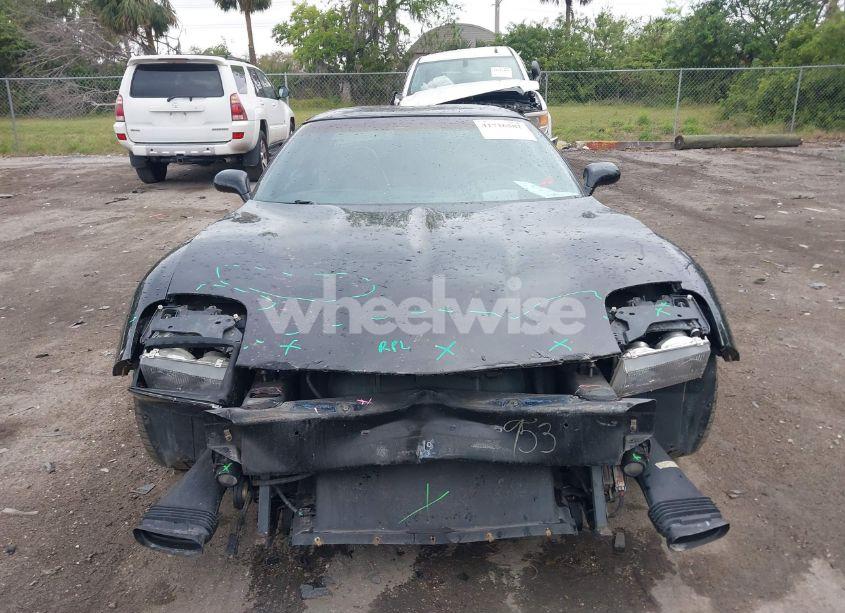 Photo 13 of 2004 Chevrolet Corvette N/A (VIN 1G1YY22G345100922)