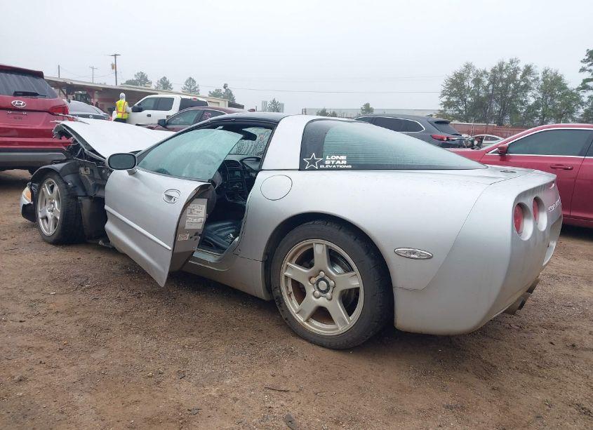 Photo 3 of 1998 Chevrolet Corvette (VIN 1G1YY22G3W5120607)