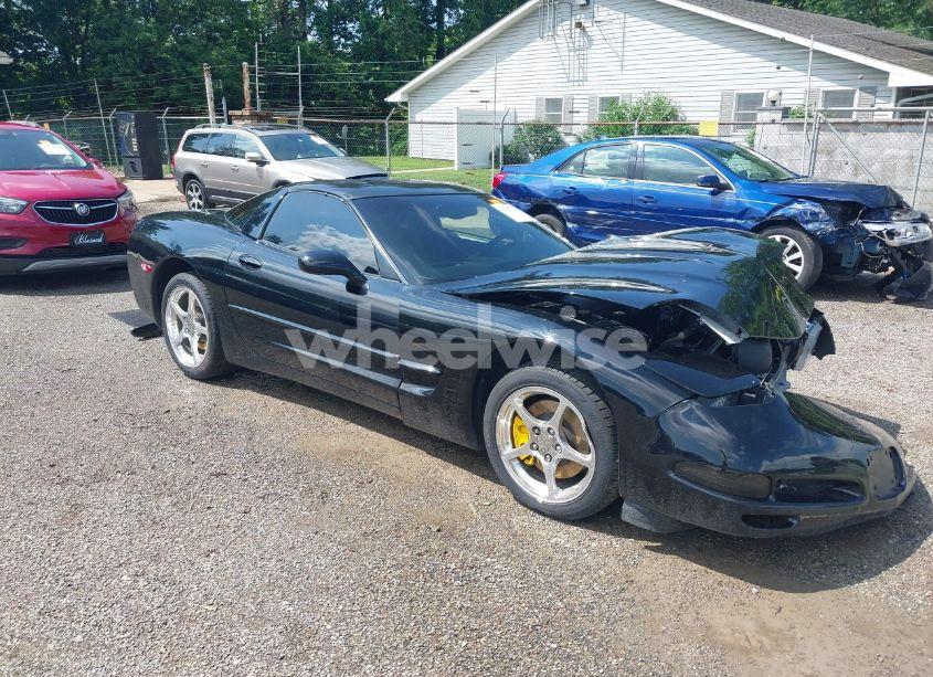 2002 Chevrolet Corvette (VIN 1G1YY22G425113952) main photo