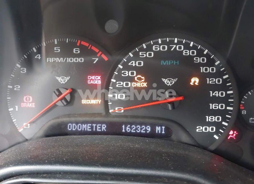 Photo 15 of 2004 Chevrolet Corvette N/A (VIN 1G1YY22G445129880)