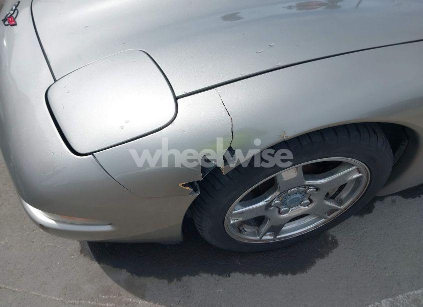 Photo 6 of 1998 Chevrolet Corvette (VIN 1G1YY22G4W5119014)