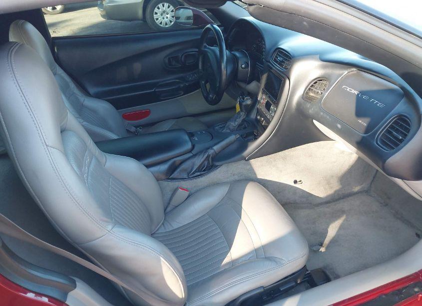 Photo 5 of 2002 Chevrolet Corvette (VIN 1G1YY22G525102748)