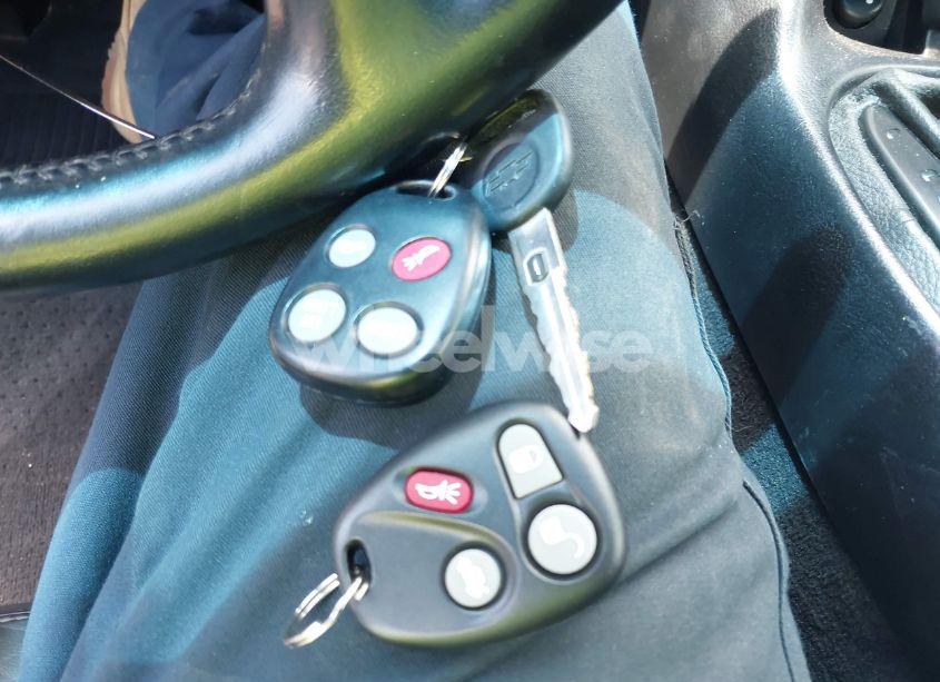 Photo 11 of 1998 Chevrolet Corvette (VIN 1G1YY22G5W5125999)