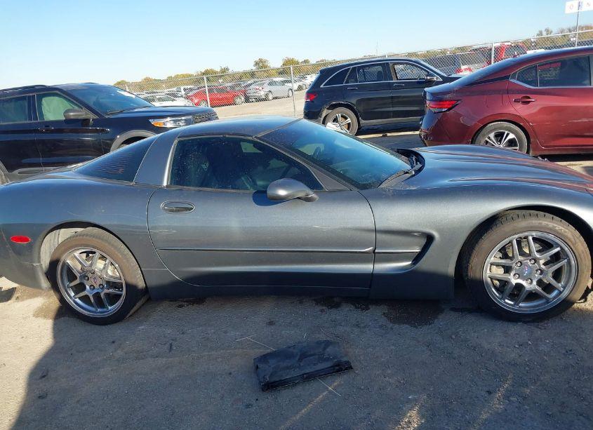 Photo 13 of 2003 Chevrolet Corvette N/A (VIN 1G1YY22G635103439)