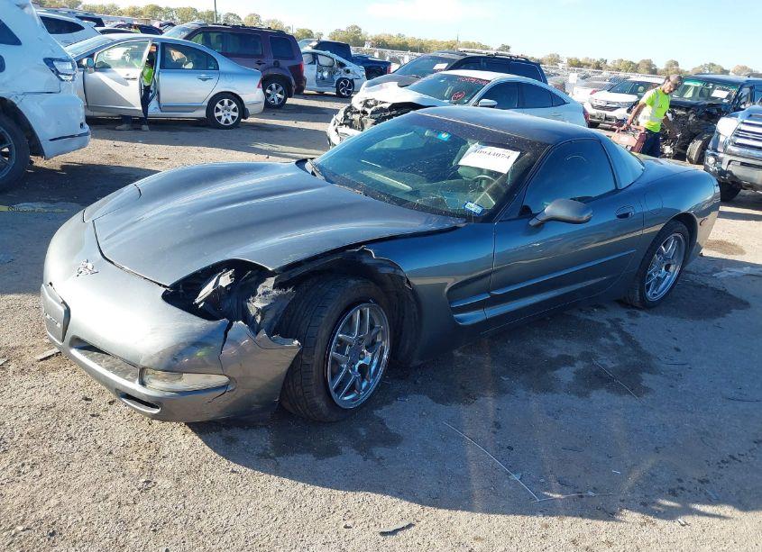 Photo 2 of 2003 Chevrolet Corvette N/A (VIN 1G1YY22G635103439)