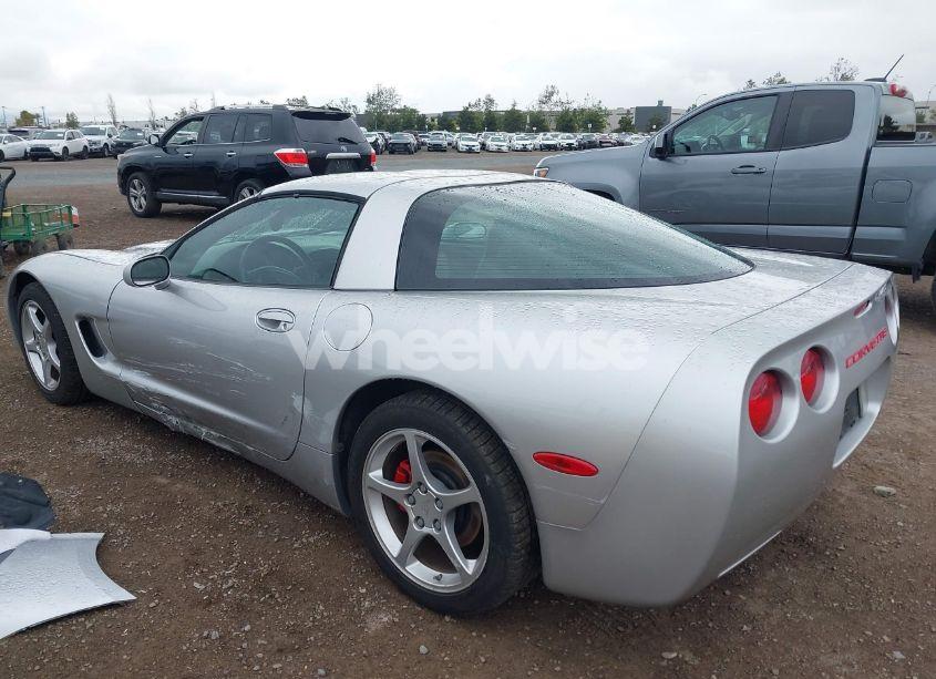 Photo 3 of 2001 Chevrolet Corvette N/A (VIN 1G1YY22G715126239)