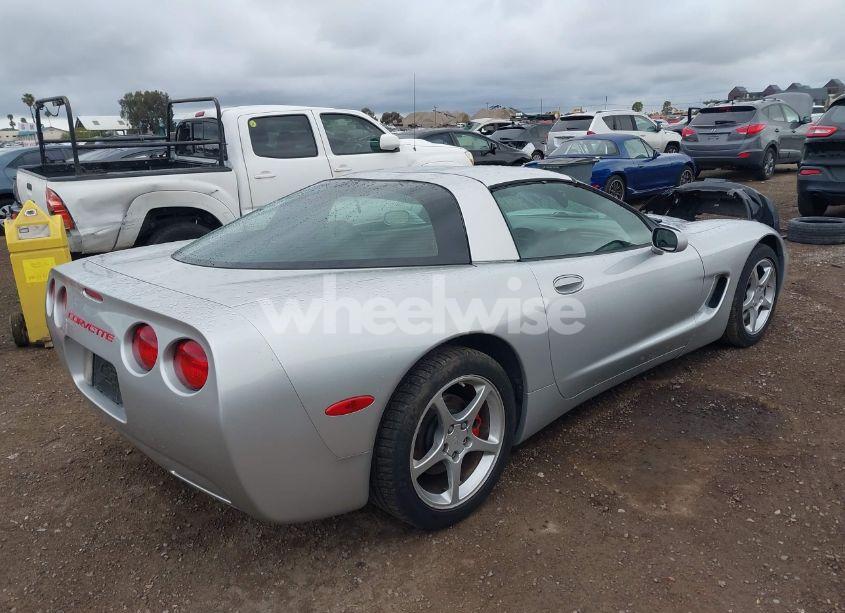 Photo 4 of 2001 Chevrolet Corvette N/A (VIN 1G1YY22G715126239)