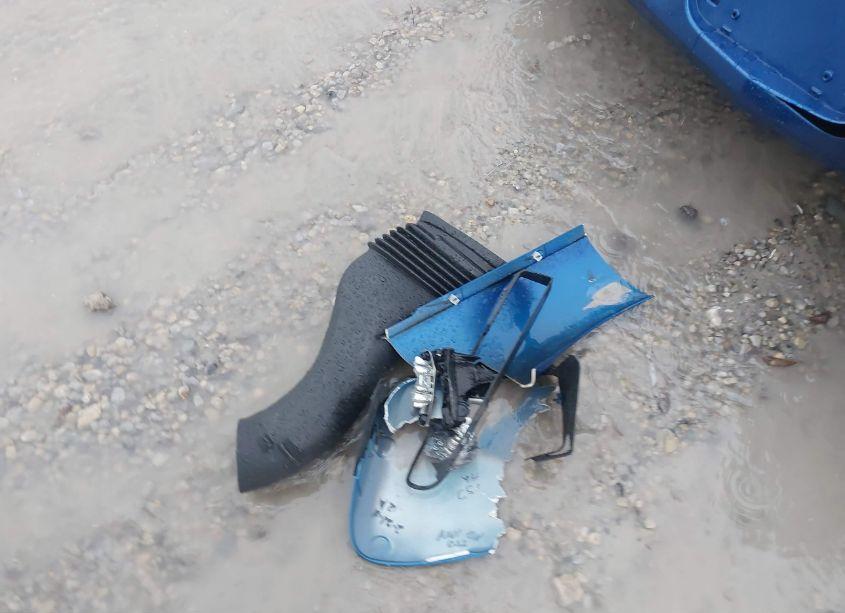 Photo 12 of 2002 Chevrolet Corvette (VIN 1G1YY22G725100001)