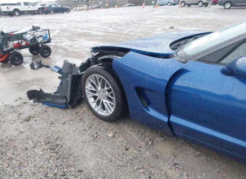 Photo 15 of 2002 Chevrolet Corvette (VIN 1G1YY22G725100001)