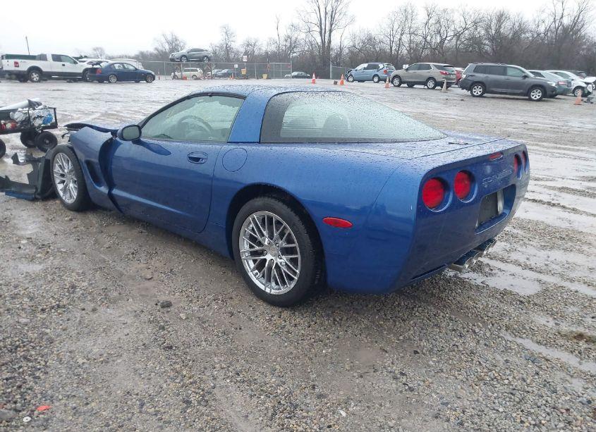 Photo 3 of 2002 Chevrolet Corvette (VIN 1G1YY22G725100001)
