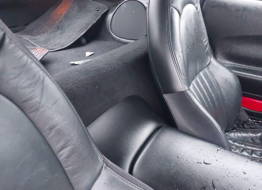 Photo 8 of 2002 Chevrolet Corvette (VIN 1G1YY22G725100001)