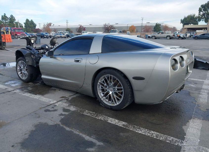 Photo 3 of 1999 Chevrolet Corvette (VIN 1G1YY22G7X5127870)