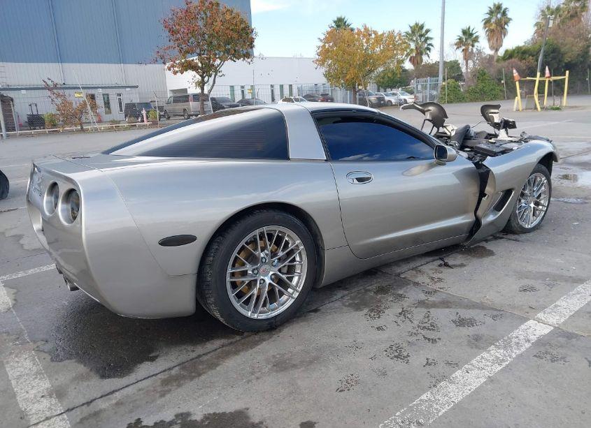 Photo 4 of 1999 Chevrolet Corvette (VIN 1G1YY22G7X5127870)
