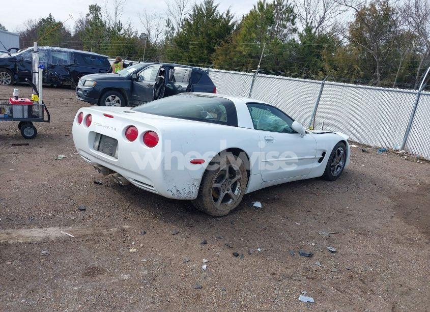 Photo 4 of 2000 Chevrolet Corvette (VIN 1G1YY22G7Y5105823)