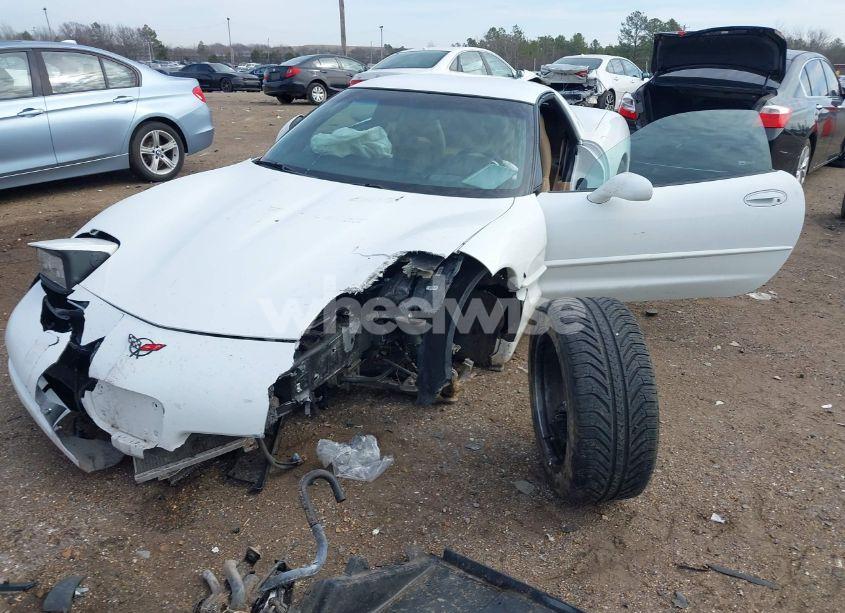 Photo 6 of 2000 Chevrolet Corvette (VIN 1G1YY22G7Y5105823)