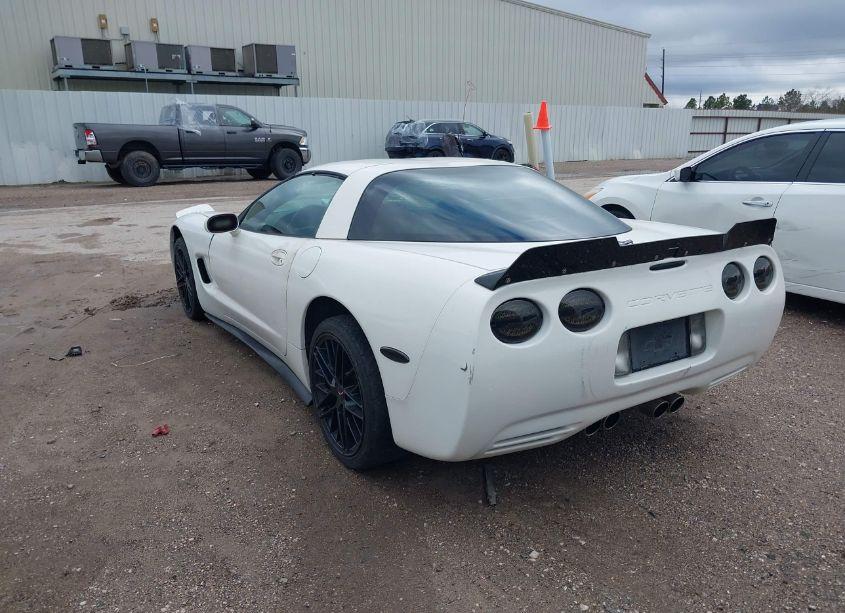 Photo 3 of 2003 Chevrolet Corvette N/A (VIN 1G1YY22G835101062)