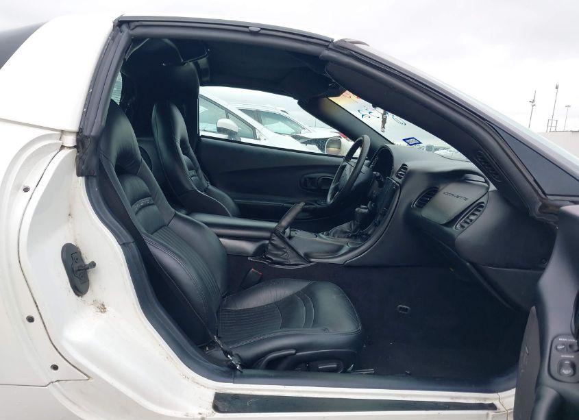 Photo 5 of 2003 Chevrolet Corvette N/A (VIN 1G1YY22G835101062)