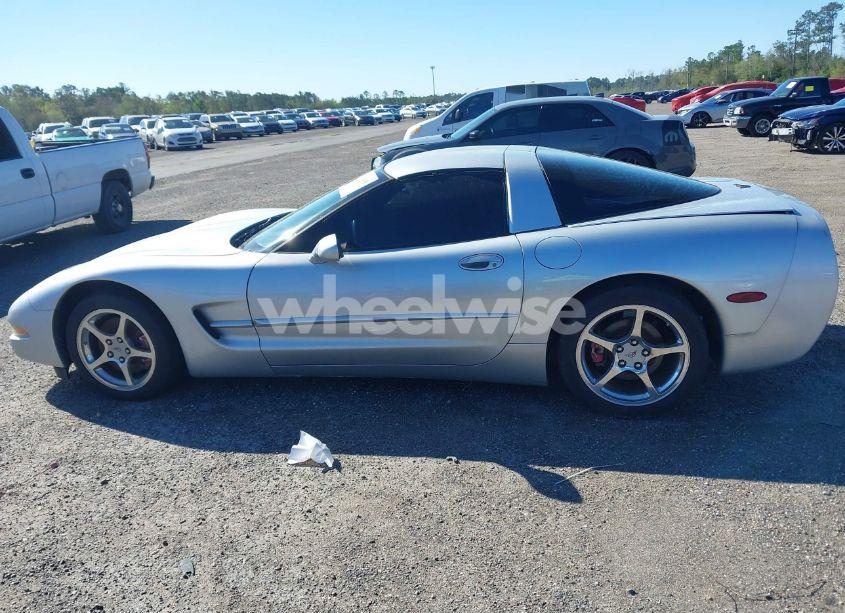 Photo 14 of 2003 Chevrolet Corvette N/A (VIN 1G1YY22G835103118)