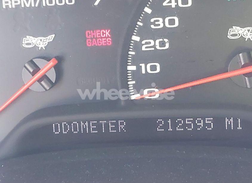 Photo 15 of 2003 Chevrolet Corvette N/A (VIN 1G1YY22G835103118)