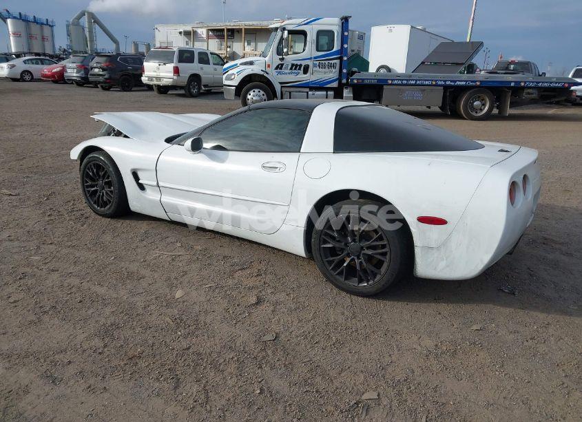 Photo 3 of 1999 Chevrolet Corvette (VIN 1G1YY22G8X5101889)