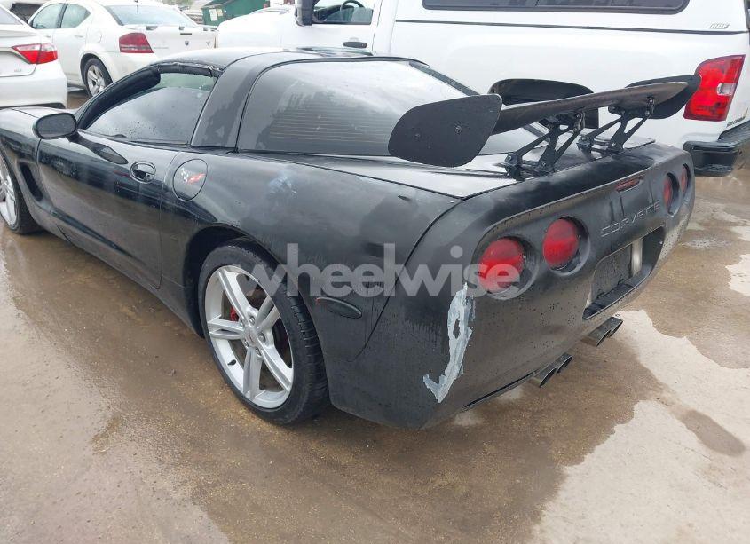 Photo 6 of 1999 Chevrolet Corvette (VIN 1G1YY22G8X5105537)