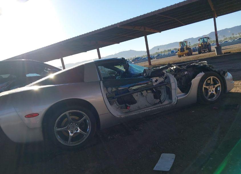 Photo 4 of 2004 Chevrolet Corvette N/A (VIN 1G1YY22G945133973)