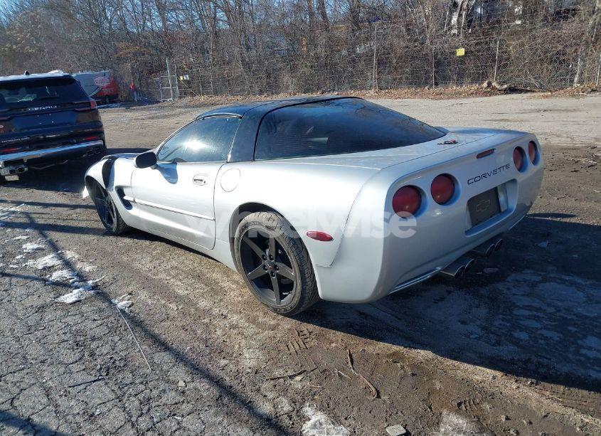 Photo 3 of 1997 Chevrolet Corvette (VIN 1G1YY22G9V5106483)