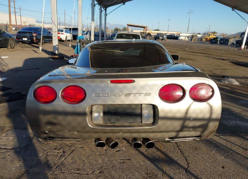 Photo 16 of 2000 Chevrolet Corvette (VIN 1G1YY22G9Y5110487)