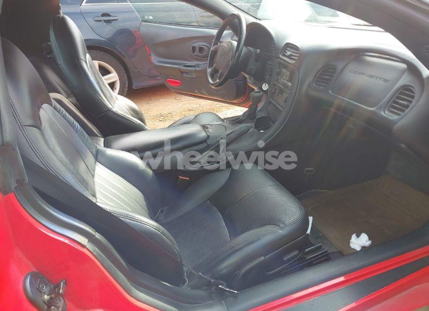 Photo 5 of 2000 Chevrolet Corvette (VIN 1G1YY22G9Y5125104)