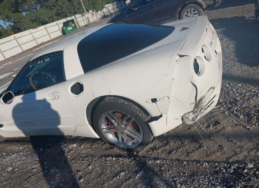 Photo 6 of 2002 Chevrolet Corvette (VIN 1G1YY22GX25118900)