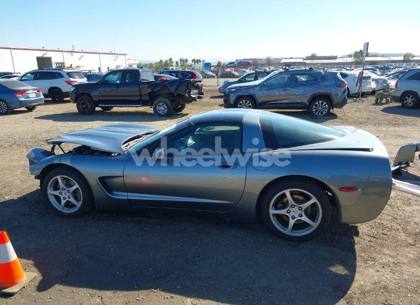 Photo 15 of 2004 Chevrolet Corvette N/A (VIN 1G1YY22GX45119547)