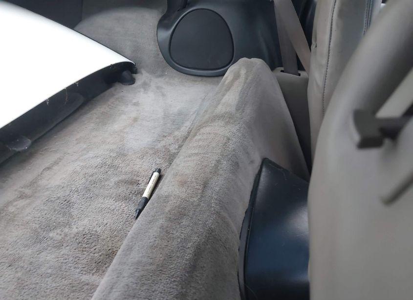 Photo 8 of 1998 Chevrolet Corvette (VIN 1G1YY22GXW5128333)