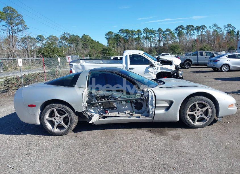 Photo 13 of 2000 Chevrolet Corvette (VIN 1G1YY22GXY5123782)