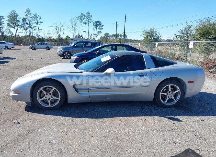 Photo 14 of 2000 Chevrolet Corvette (VIN 1G1YY22GXY5123782)