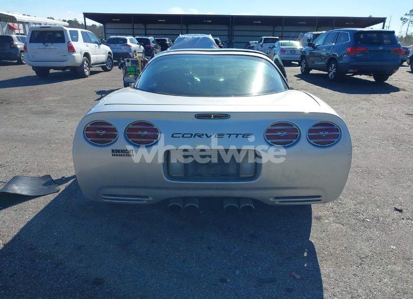 Photo 16 of 2000 Chevrolet Corvette (VIN 1G1YY22GXY5123782)