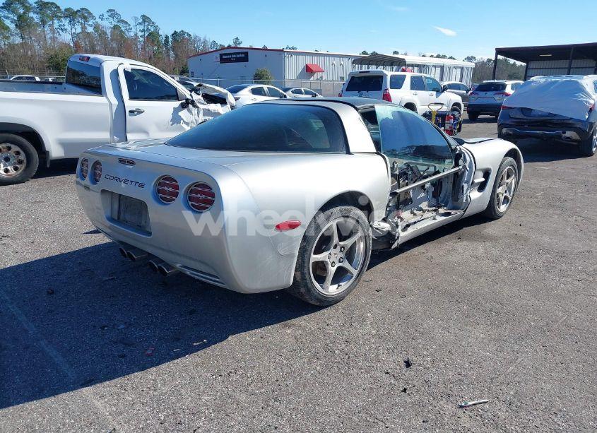Photo 4 of 2000 Chevrolet Corvette (VIN 1G1YY22GXY5123782)
