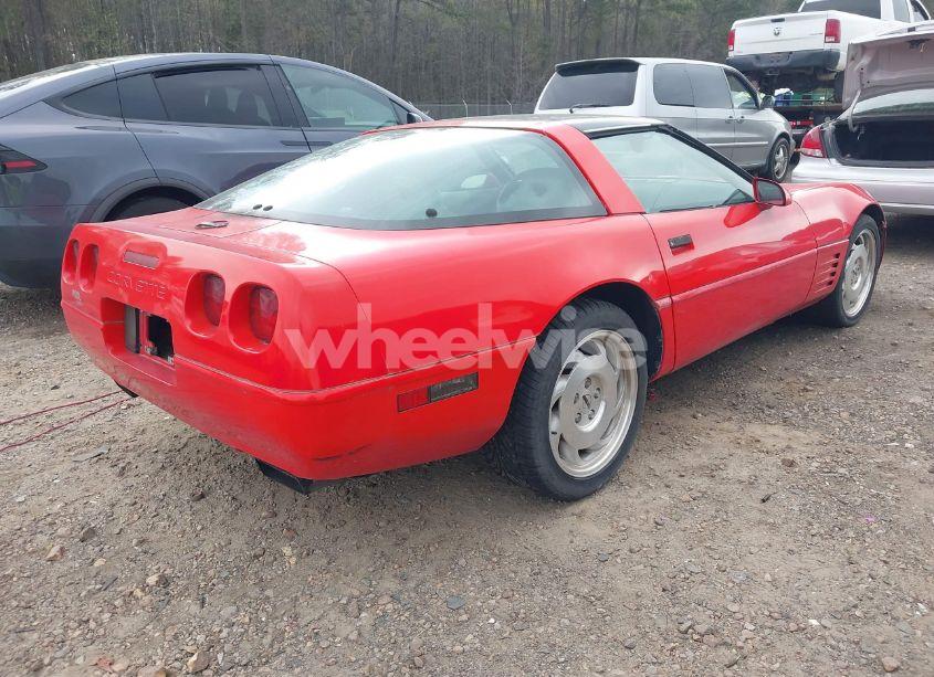 Photo 4 of 1994 Chevrolet Corvette (VIN 1G1YY22P0R5119743)