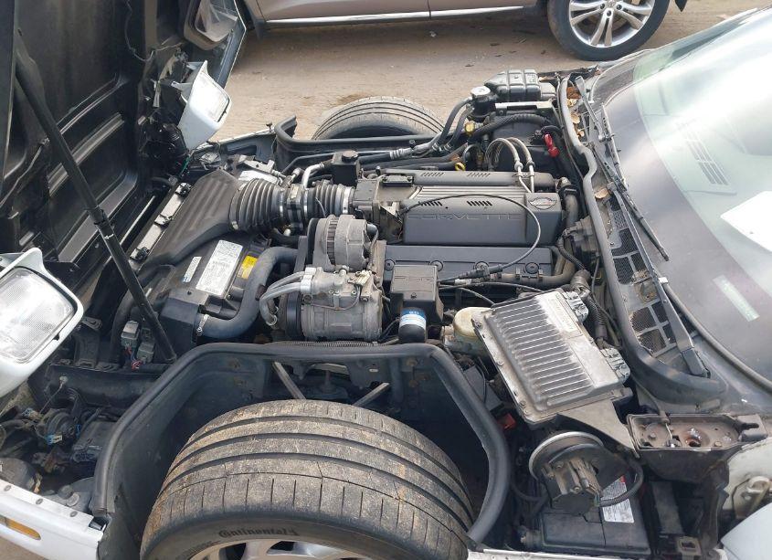 Photo 10 of 1996 Chevrolet Corvette N/A (VIN 1G1YY22P0T5106790)