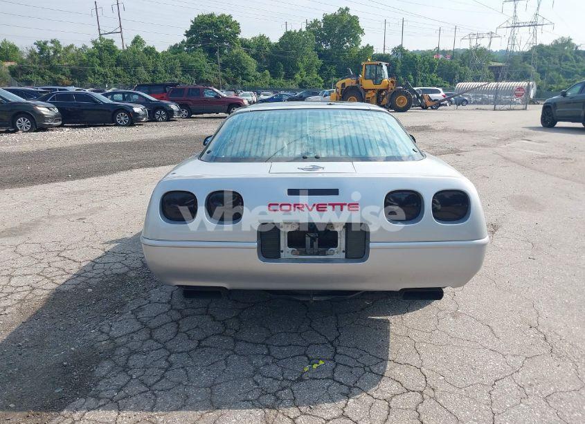 Photo 17 of 1996 Chevrolet Corvette N/A (VIN 1G1YY22P3T5102765)