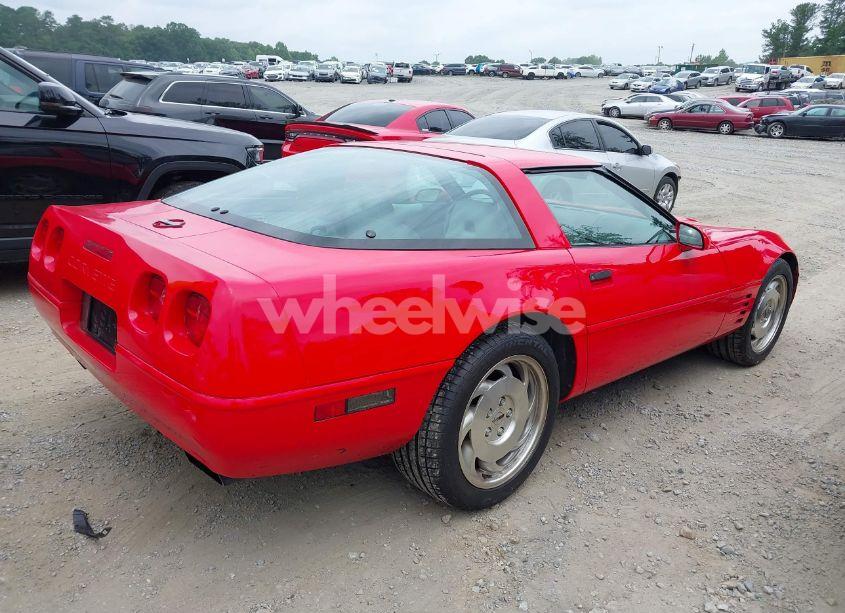 Photo 4 of 1994 Chevrolet Corvette (VIN 1G1YY22P4R5106655)