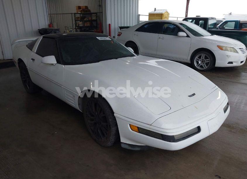 1994 Chevrolet Corvette (VIN 1G1YY22P4R5110494) main photo