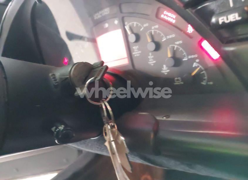 Photo 11 of 1994 Chevrolet Corvette (VIN 1G1YY22P4R5110494)