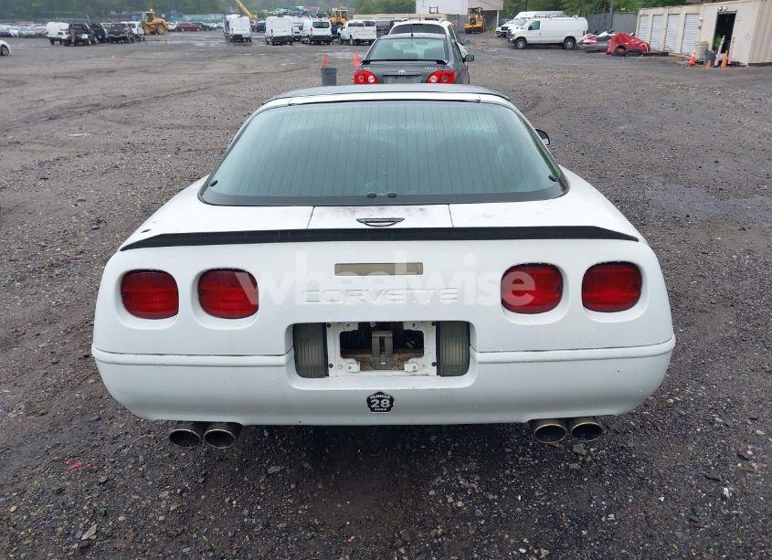 Photo 16 of 1994 Chevrolet Corvette (VIN 1G1YY22P5R5115381)