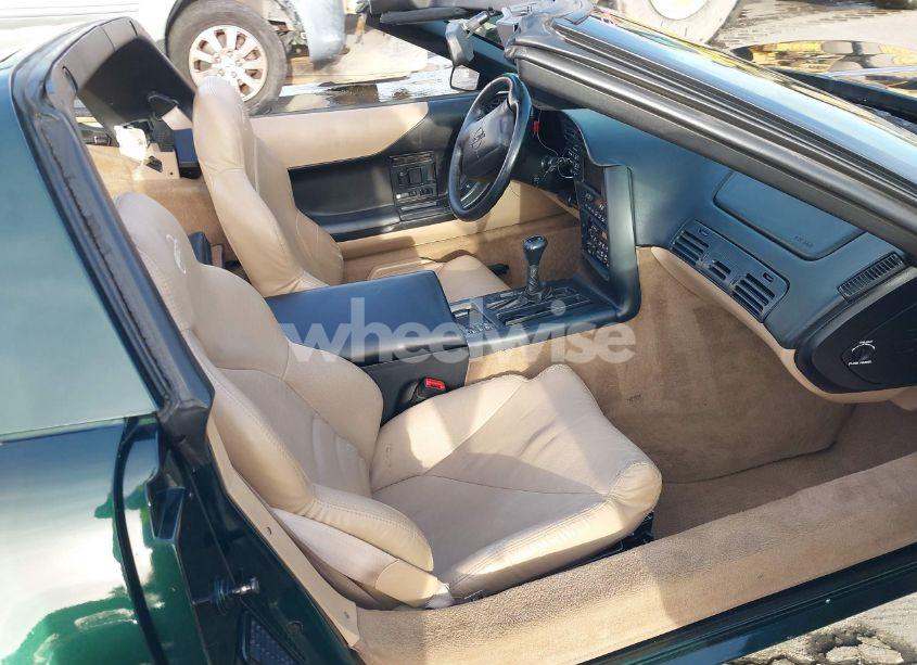 Photo 5 of 1995 Chevrolet Corvette (VIN 1G1YY22P6S5106534)