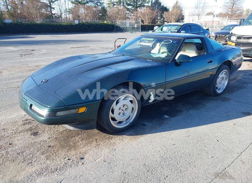 Photo 2 of 1995 Chevrolet Corvette (VIN 1G1YY22P6S5117033)