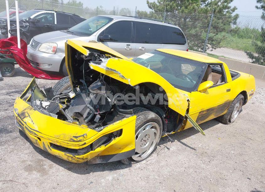 Photo 2 of 1994 Chevrolet Corvette (VIN 1G1YY22P8R5100275)
