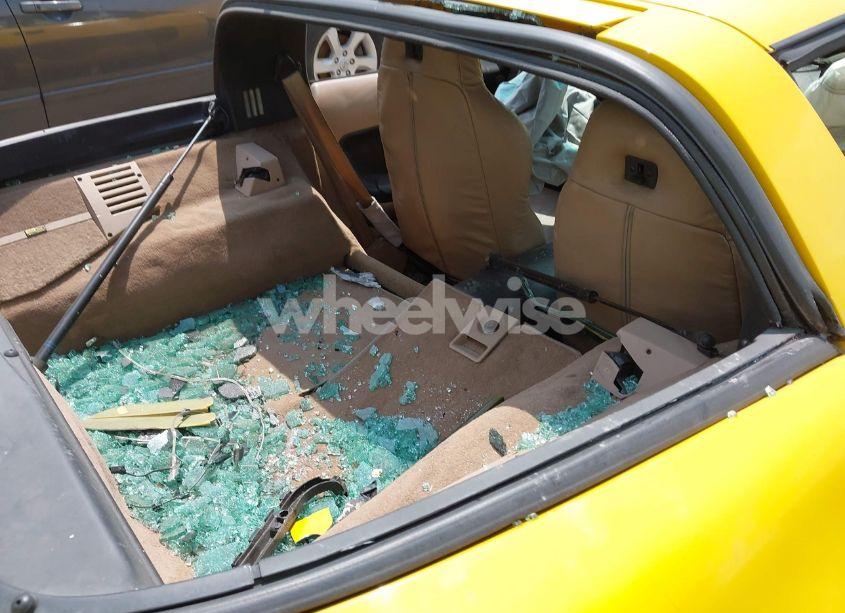 Photo 8 of 1994 Chevrolet Corvette (VIN 1G1YY22P8R5100275)