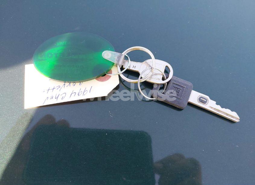 Photo 11 of 1994 Chevrolet Corvette (VIN 1G1YY22P8R5110000)